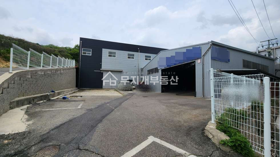 경기 화성효행구 정남면 문학리 정남대형공장임대 연면적571평 사무동있음 고전력 오수직관 호이스트5톤 월세 매물번호 10390 사진 1