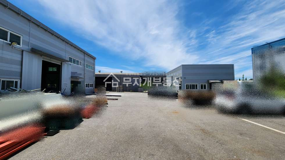 경기 화성만세구 마도면 청원리 마도대형공장임대 공장270평 사무동40평 가설별도 고전력 호이스트2기 단독마당 월세 매물번호 10412 사진 8