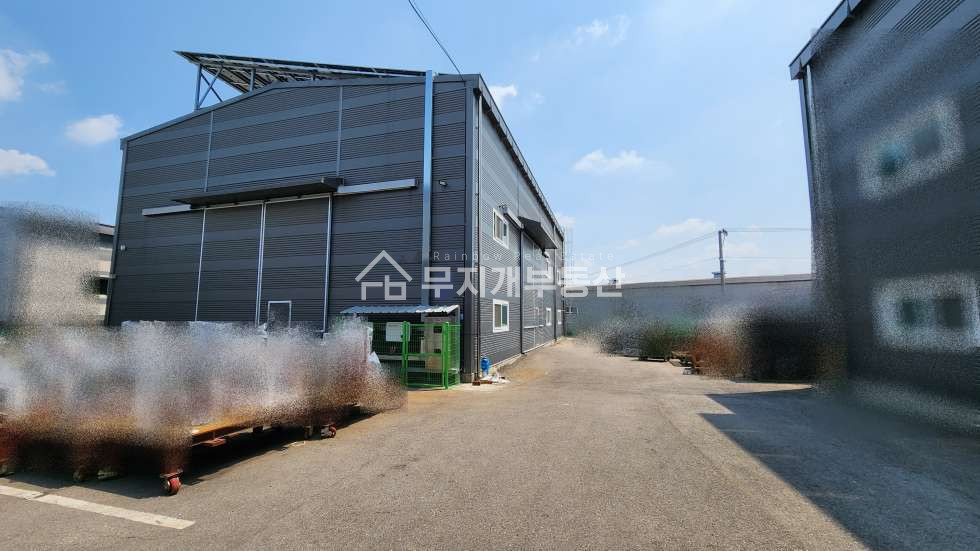 경기 평택시 청북읍 율북리 2차선인근 청북공장임대 신축급100평 호이스트협의 넓은마당 대형차진출입 월세 매물번호 10415 사진 1