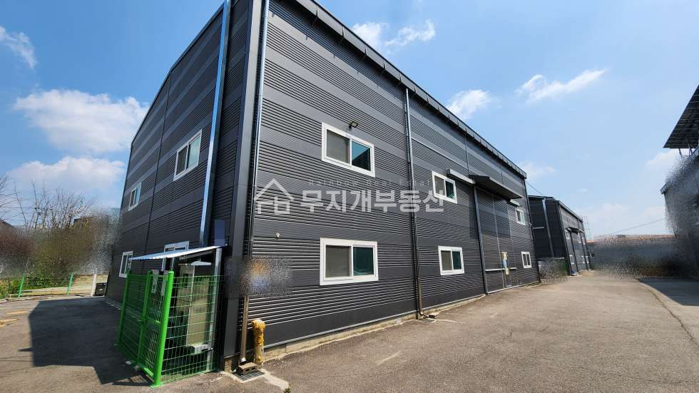 경기 평택시 청북읍 율북리 2차선인근 청북공장임대 신축급200평 호이스트협의 넓은마당 대형차진출입 월세 매물번호 10416 사진 1