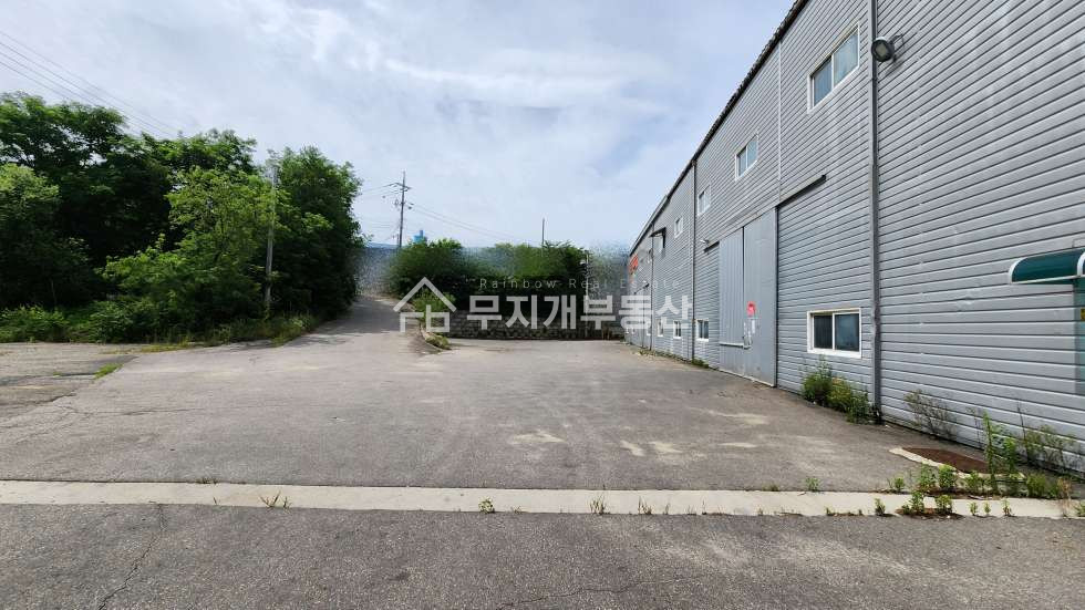 경기 화성만세구 양감면 송산리 양감대형공장임대 건물362평 층고10 고전력 단독형앞마당 양감IC 5분 월세 매물번호 10423 사진 5