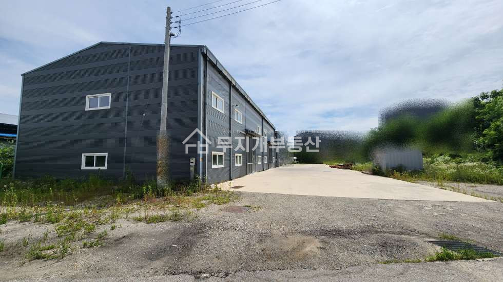 경기 화성만세구 양감면 송산리 양감공장임대 건물150평 넓은공동마당 대형차진출입 양감IC 5분 월세 매물번호 10424 사진 4