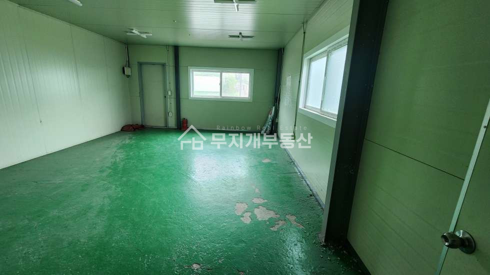 경기 화성만세구 향남읍 송곡리 향남창고임대 2차선옆 건물60P 넓은단독마당 광고효과있음 월세 매물번호 10439 사진 3