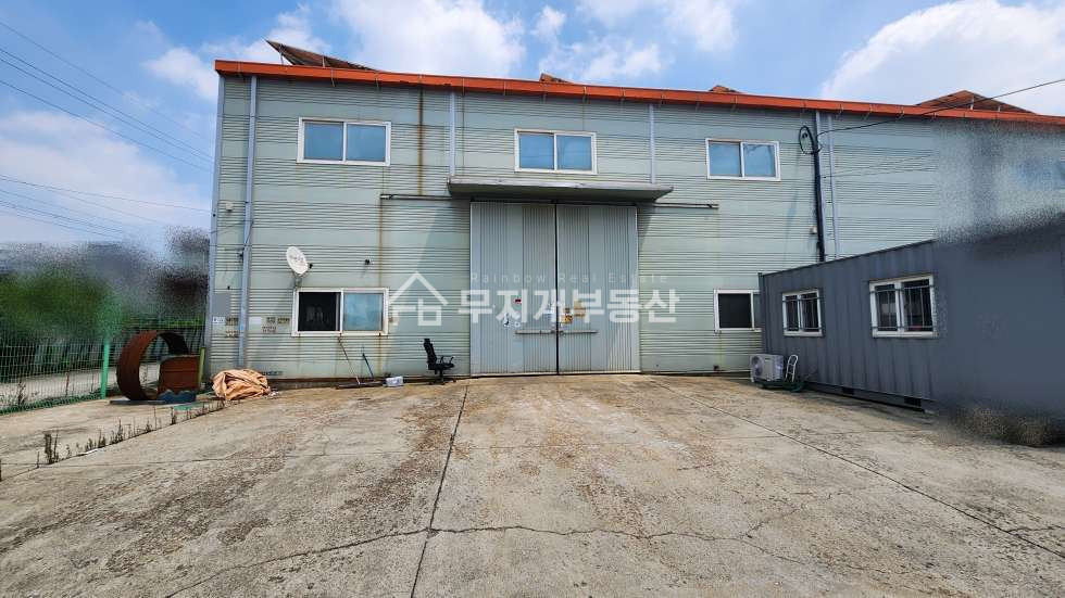 경기 화성만세구 팔탄면 율암리 팔탄 소형공장임대 건물53P 호이스트1기 단독형앞마당 대형차진출입 월세 매물번호 10453 사진 1