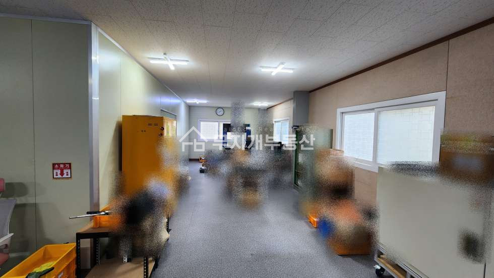 경기 화성효행구 정남면 문학리 가성비 좋은 정남 공장창고임대 건물60P 천장텍스 사무실 단독마당 월세 매물번호 10471 사진 3